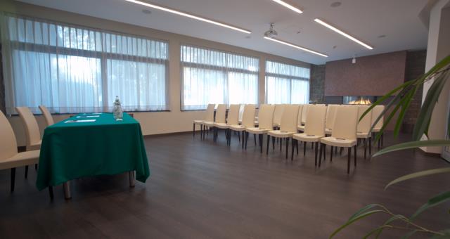 Sala completamente rinnovata Organizza i tuoi meeting a Rovigo